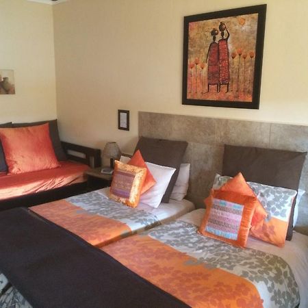 Auberge Guest Lodge Mbombela Phòng bức ảnh