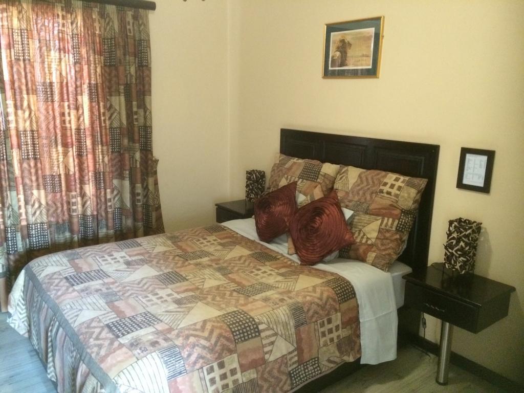 Auberge Guest Lodge Mbombela Phòng bức ảnh