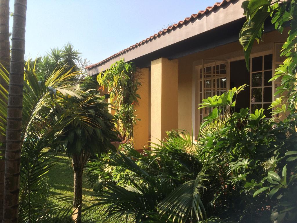 Auberge Guest Lodge Mbombela Phòng bức ảnh